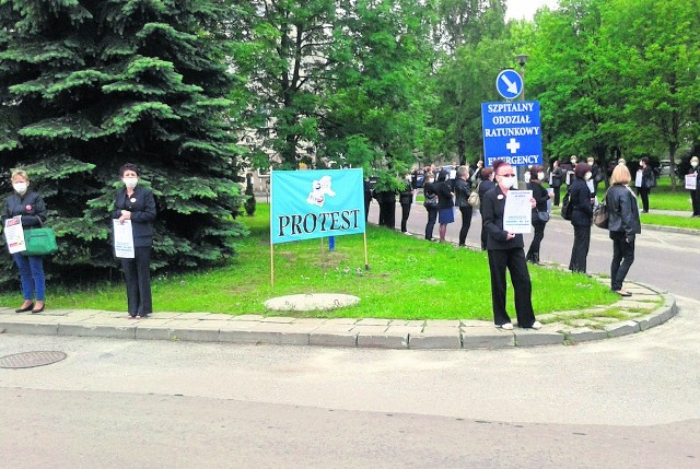 W połowie 2013 roku pielęgniarki z Nowego Szpitala w Olkuszu stanowczo protestowały przeciwko niskim zarobkom. Na rękę nie mają nawet dwóch tys. zł. Twierdzą, że zarząd placówki groził im wówczas za to zwolnieniami