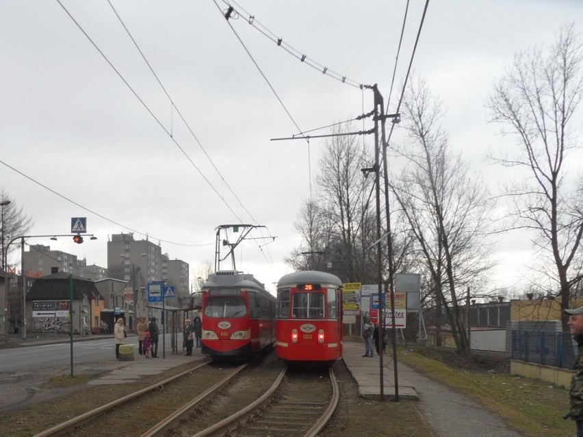 Tramwaje typu E1 dorobiły się u pasażerów kilku przezwisk....