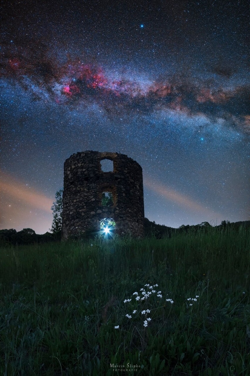 Astrofotografia - Ruiny wiatraka holenderskiego w Mysłowie...