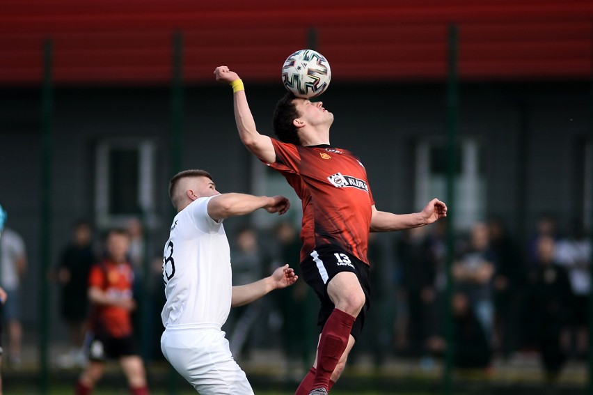 4 liga podkarpacka. Czarni Jasło skromnie, ale zasłużenie wygrali ze Startem Pruchnik [RELACJA, ZDJĘCIA]