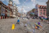Zagraniczni turyści odwołują wycieczki do Polski. „Nasz kraj kojarzy się z wojną”. Spadek rezerwacji nawet o 90 procent