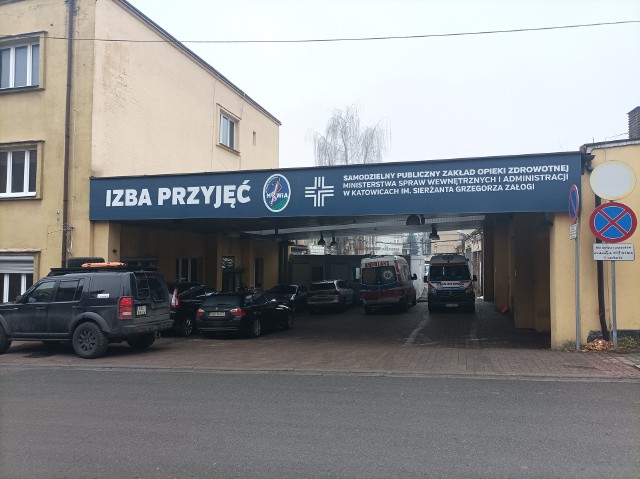 Zdjęcia dawnej siedziby szpitala MSWiA w Katowicach oraz zdjęcia z podpisania porozumienia intencyjnego.