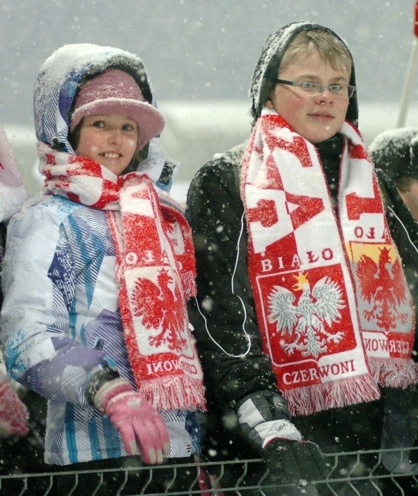 Kamil Stoch wygrywa w piątek Puchar Świata...