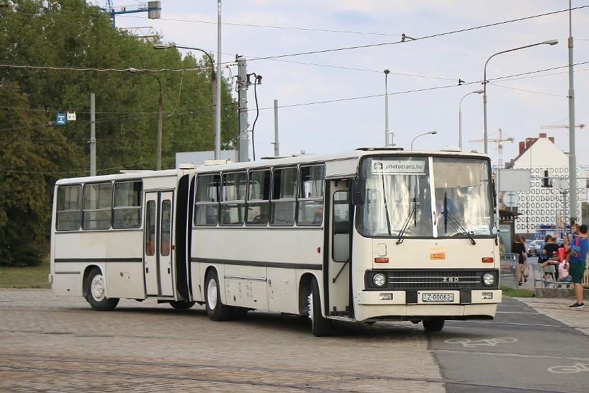 Ikarus 280.17 obecnie czeka na prace wykończeniowe....