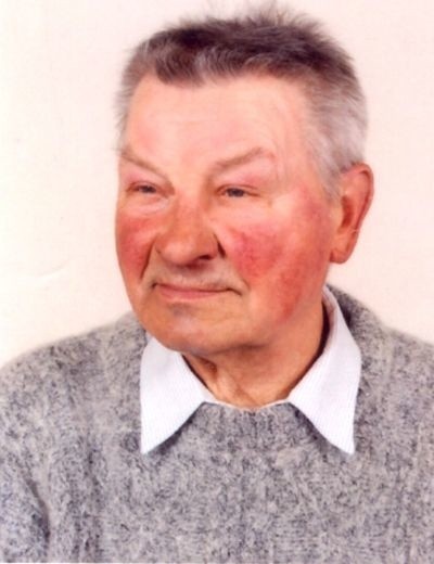 W dniu 21 grudnia 2008 r. w Bydgoszczy zaginął Bogusław Szczechura. Ma 79 lat, 176 cm wzrostu i niebieskie oczy, charakterystyczne widoczne braki w uzębieniu.