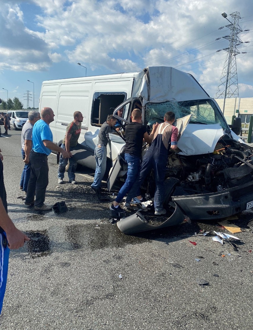 Wypadek na A4 przed Węzłem Targowisko