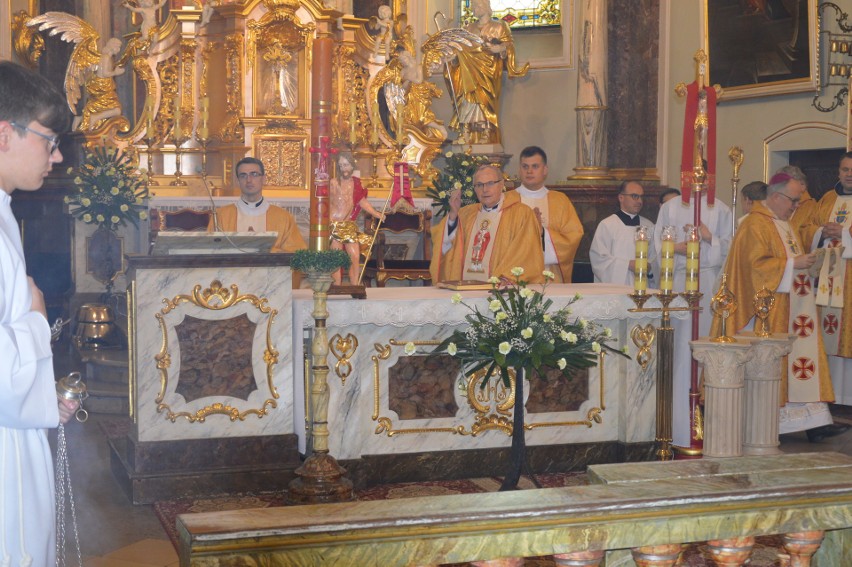 Wspólnej modlitwie przewodniczył bp Antoni Długosz z...