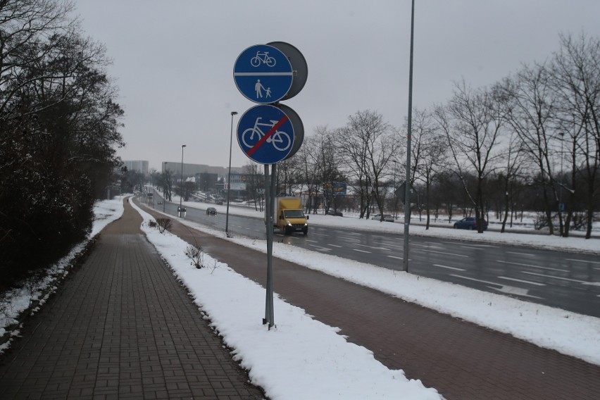 Dobre wieści dla pieszych i kierowców. Prace drogowe przy ulicy Mieszka I w Szczecinie zakończone!