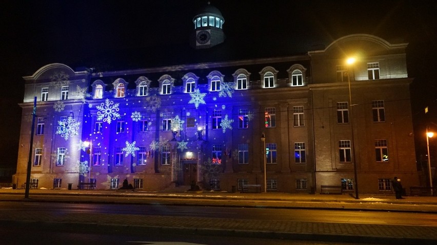 Zabrze w świątecznych barwach. Iluminacje i choinka już gotowe [ZDJĘCIA, WIDEO]