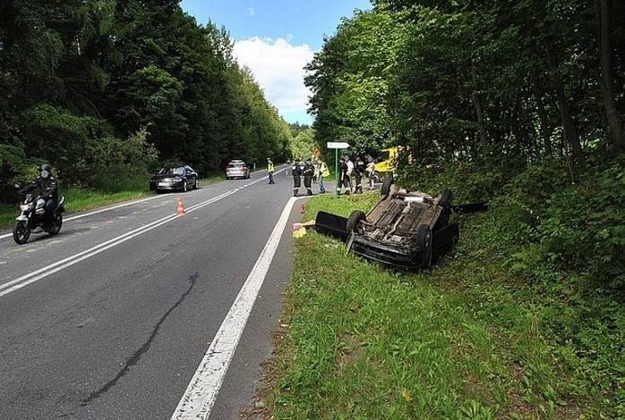 W miejscowości Wujskie zderzyły się cztery samochody