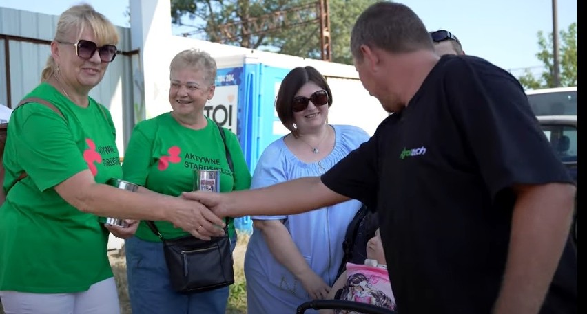 Rolnicy. Podlasie. Jak Andrzej i Jarek pomagali chorej dziewczynce