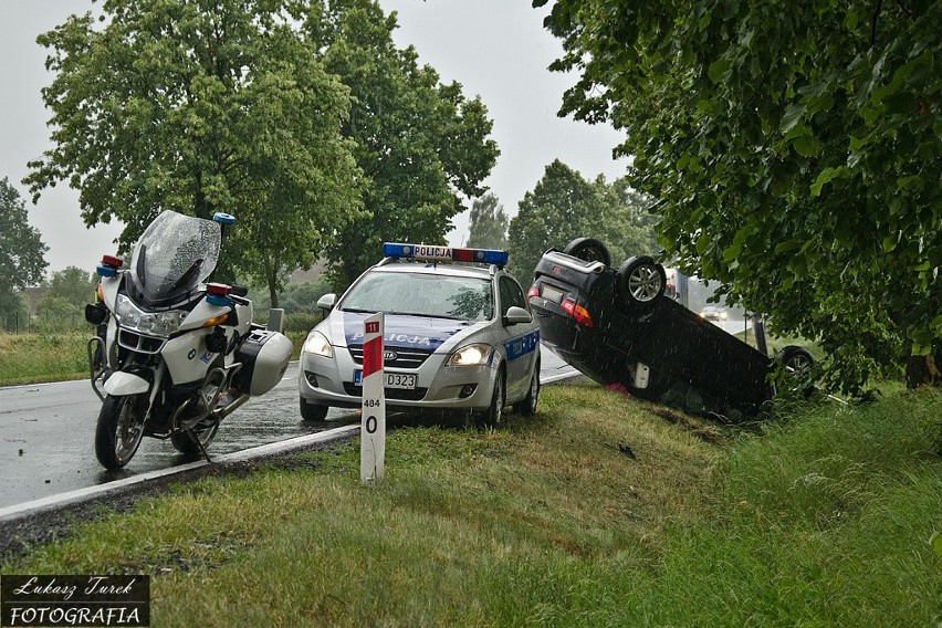 Wypadek na DK 11 w Krzywiźnie.