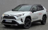 Klasyk jeszcze bardziej eko i nowoczesny.  Najnowsza hybrydowa Toyota RAV4 Hybrid 2.5 222 KM