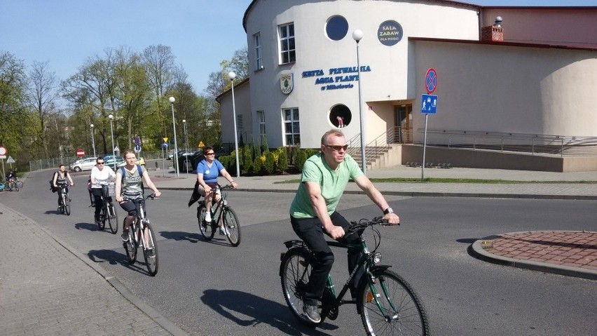 X Mikołowski rodzinny rajd rowerowy. Uczestnicy już wyruszyli [ZDJĘCIA]