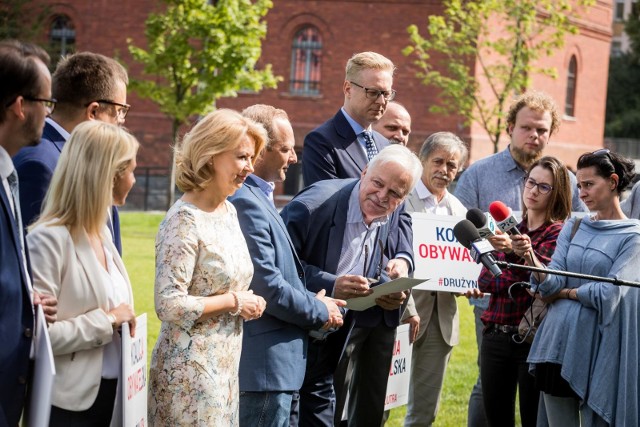 Na Wyspie Młyńskiej Koalicja Obywatelska zaprezentowała swoich kandydatów do Sejmu i oficjalnie rozpoczęła kampanię wyborczą.