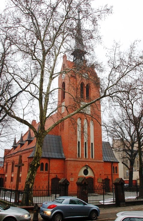 Ewangelicki kościół św. Łukasza, przy ul. Szamarzewskiego w...