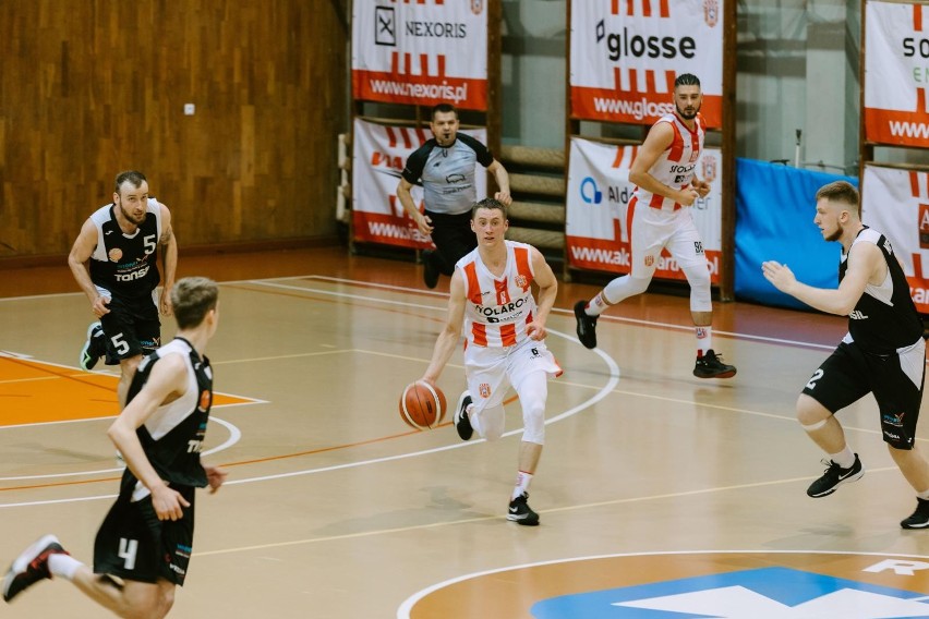 W piątek koszykarze Resovii pokonali drużynę MKS-u Września...