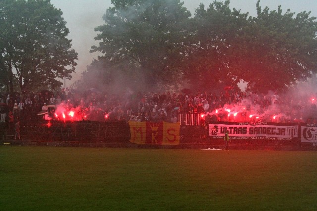 Fragment mecz sprzed 11 lat Sandecja - Widzew