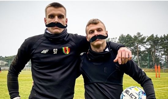 Sobotni mecz Korony Kielce ze Skrą Częstochowa na Suzuki Arenie organizowany będzie pod hasłem Movember Polska
