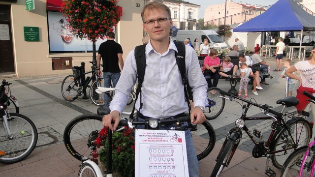 - Warto poprzeć projekty, które ułatwią rowerzystom poruszanie się po Radomiu &#8211; mówi Sebastian Pawłowski, kanclerz Bractwa Rowerowego w Radomiu.