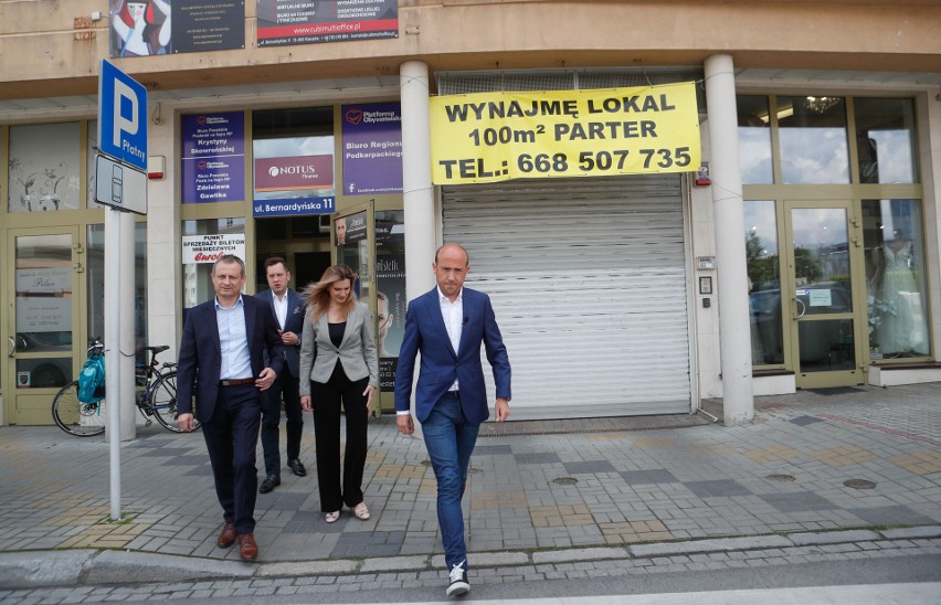 Borys Budka o wsparciu dla przedsiębiorców na konferencji...