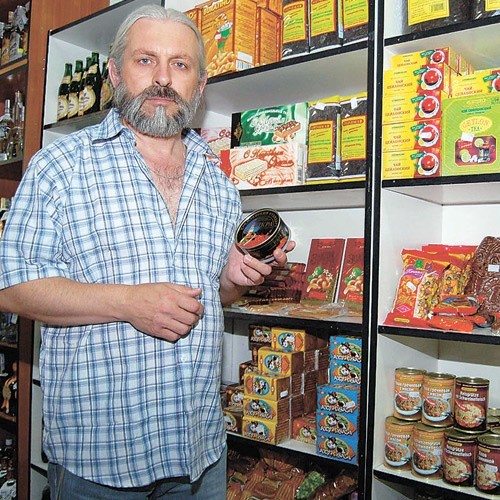 Szasza Piwień postanowił robić interes na nostalgicznych wspomnieniach radzieckich smakołyków, takich jak słynny kawior.