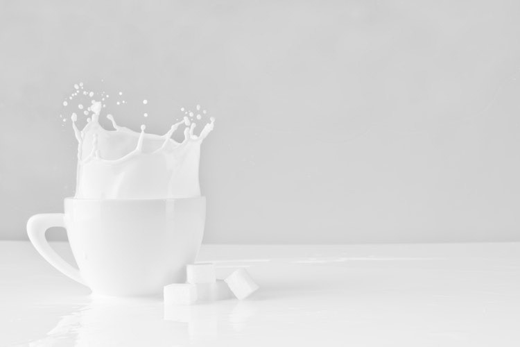 Spieniacz do mleka - jak działa? Jaki spieniacz do mleka kupić? 