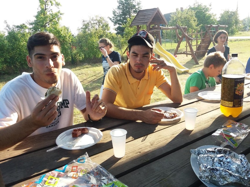 Gaston, Eloy, Leonardo, Nicolas z Argentyny - odwiedzili dzieci spędzające wakacje w Sadłogu