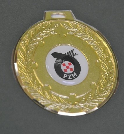 Jednym hitów naszej aukcji jest złoty medal Drużynowych Mistrzostw Polski wywalczony w sezonie 2009 przez Falubaz Zielona Góra