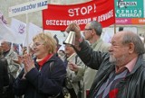 Wojna samorządów z nauczycielami, ZNP grozi ogólnopolskim strajkiem
