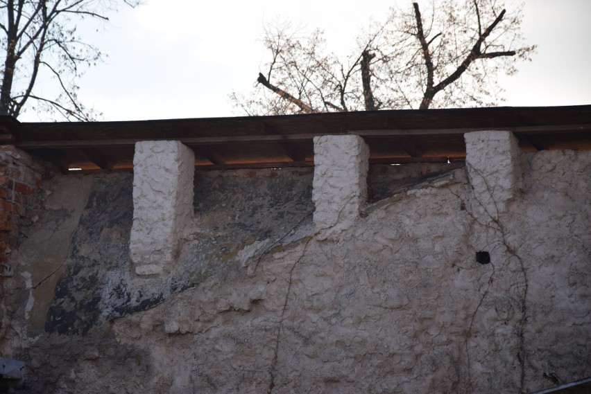 Mury obronne w Byczynie - zabytkowe, średniowieczne i...