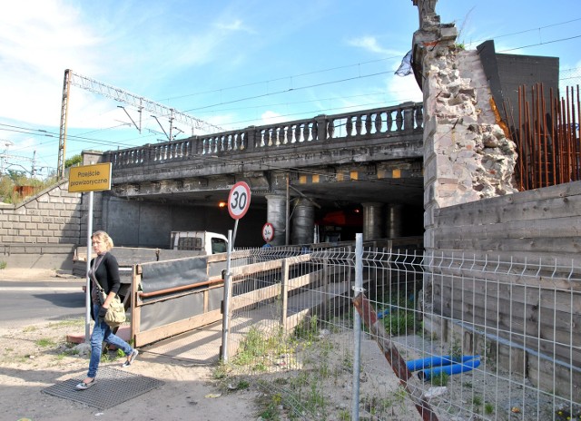 Remont wiaduktu został przerwany ponad rok temu, gdy z budowy zszedł generalny wykonawca