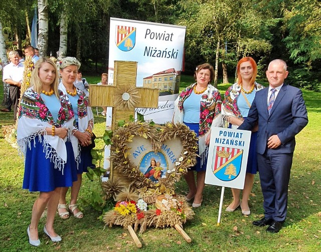 Koło Gospodyń Wiejskich w Golcach z gminy Jarocin w składzie: Anna Momot, Irena Kiszka, Jadwiga Pęk i Anna Andres