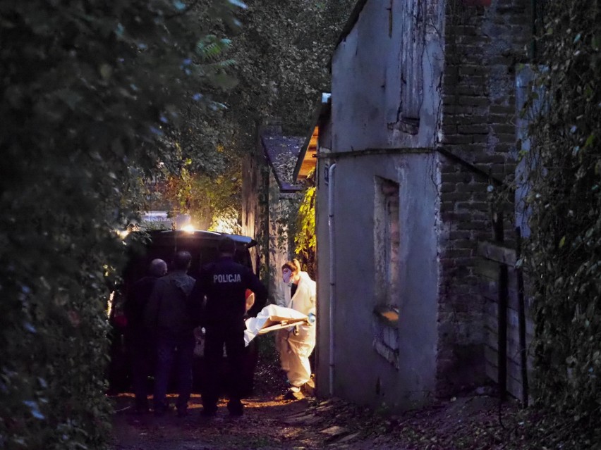 Lublin. Rodzinna tragedia. W domu przy ul. Nadbystrzyckiej były zwłoki trójki nieletnich. Matka udusiła swoje dzieci?