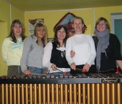 Najbliższe siedem dni żagańscy muzycy spędzą w Świeradowie. Będą wśród nich (od lewej): Kinga Śliwińska, Sandra Mazur, Anita Ziobrowska, Agnieszka Wiecha i Zosia Szafrańska.