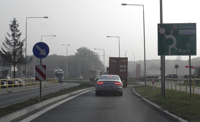 Za dwa lata z ronda przy ul. Sądowej (na drodze krajowej nr 15) kierowcy jadący w stronę Olsztyna zjadą, omijając światła m.in. przy stacji Statoil.