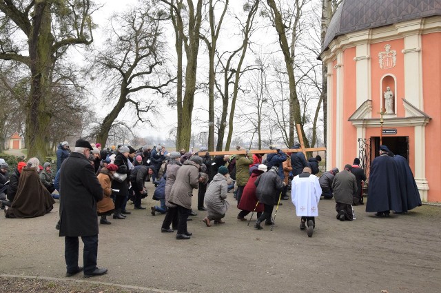 Na razie nikt nie odwołuje z powodu koronawirusa piątkowych Dróg Krzyżowych na Kalwarii Pakoskiej