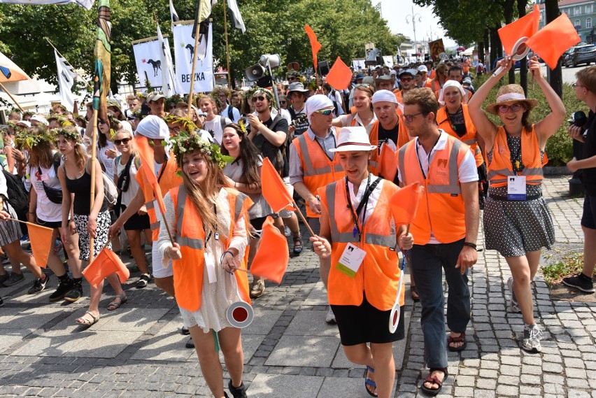 Pielgrzymka Dominikańska dotarła z Krakowa na Jasną Górę ZDJĘCIA Zmęczeni, ale bardzo radośni 