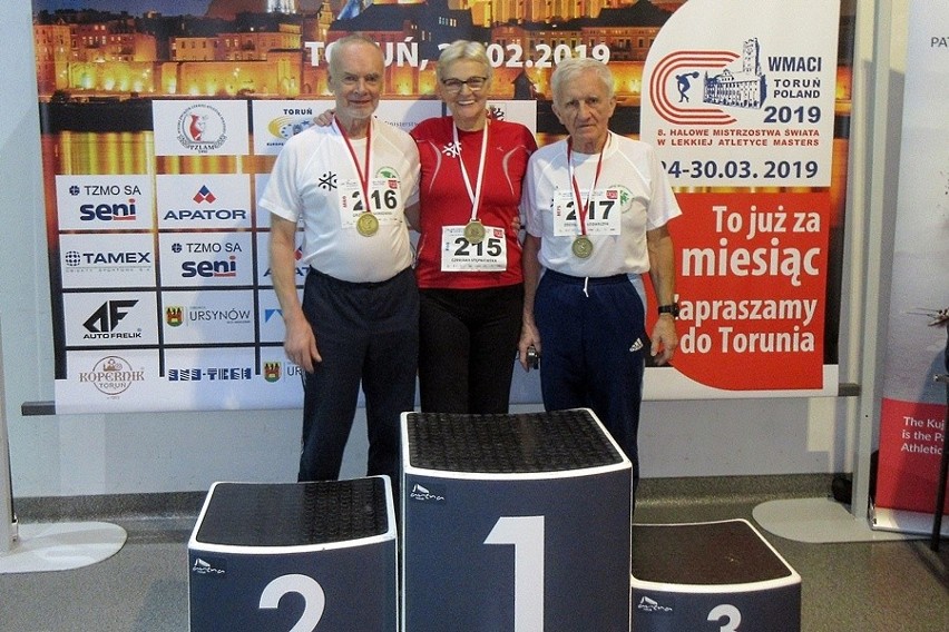 Od lewej: Grzegorz Mirkowski, Czesława Stępniewska i...