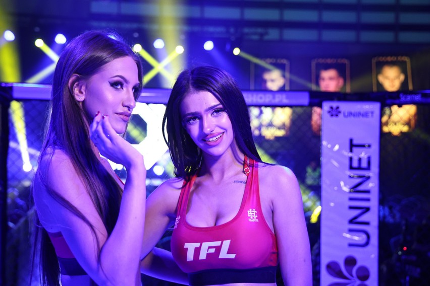Piękne ring girls na gali Thunderstrike Fight League 28 w Skarżysku-Kamiennej. Walczyli zawodnicy mieszanych sztuk walki. Zobacz zdjęcia 