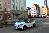 iXAR - to nowy elektryczny samochód z Nysy. Pojazd budowany przez firmę Pawła Dytki wyjechał na drogi
