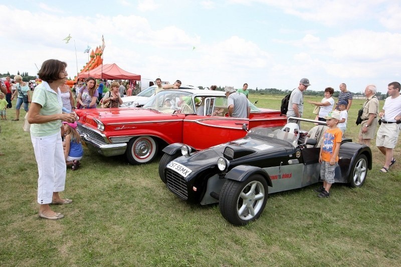 Piknik lotniczy w Dąbiu