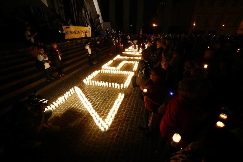 Protest pod budynkiem Sądu Najwyższego