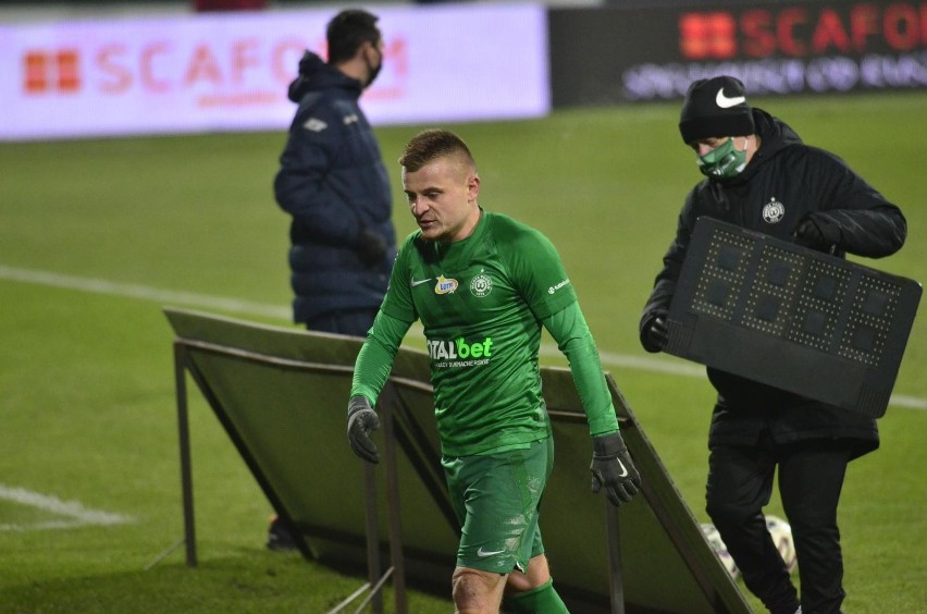 Przychodzą: Makana Baku (Holstein Kiel), Bartłomiej Burman...