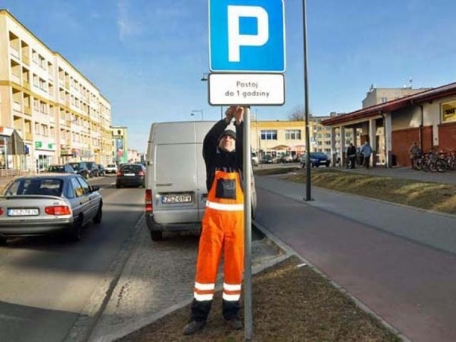 Strażnicy zrobią fotki blokującym parkingi