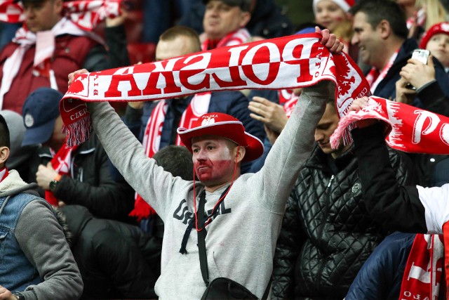Reprezentacja Polski po okrutnych męczarniach pokonała w meczu el. Euro 2020 Łotwę 2:0. Biało-Czerwoni z sześcioma punktami objęli prowadzenie w grupie G. Spotkanie na Stadionie Narodowym w Warszawie obejrzało 51 112 widzów. Zobacz zdjęcia!
