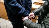 Białostoccy policjanci zatrzymali oszusta, który wyłudził 55 tysięcy złotych