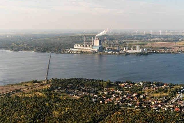 Urząd wyjaśnił w komunikacie, że głównym tematem spotkania była planowana w Koninie budowa elektrowni jądrowej.