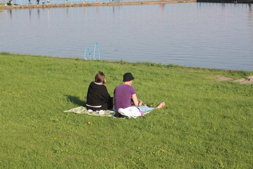 Lublin. W tegoroczną majówkę Zalew Zemborzycki przeżywa prawdziwe oblężenie. Zobacz zdjęcia!