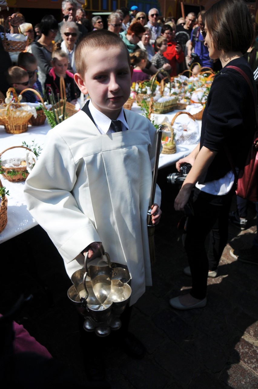 Święcenie koszyków Wielkanocnych w Toruniu...